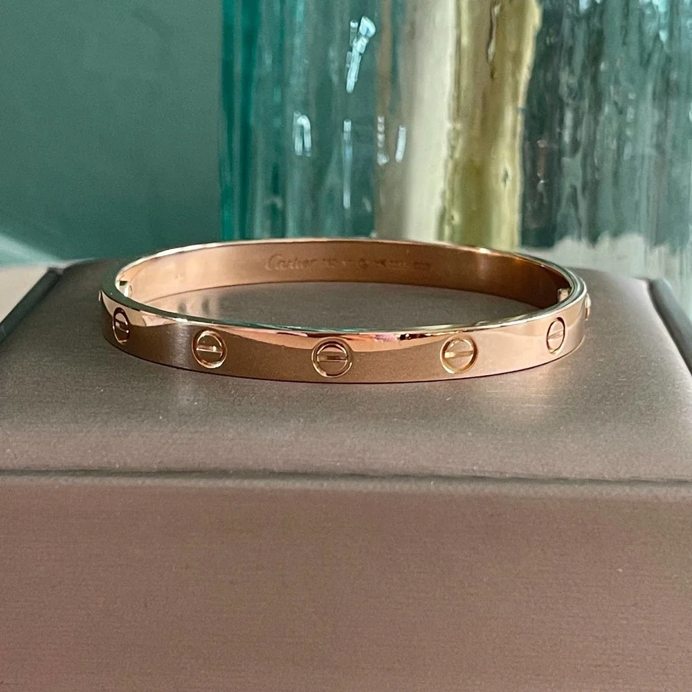 ❌SOLD❌Cartier LOVE Bracelet Rose Gold 17 Regular New Screw System - Picture 5 of 13